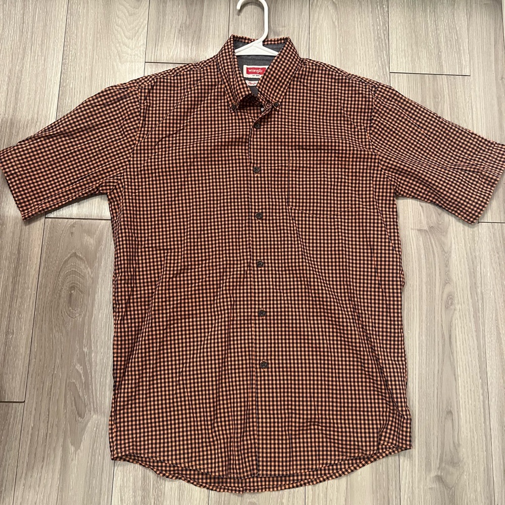 Wrangler - Brown & Orange plaid Button Down